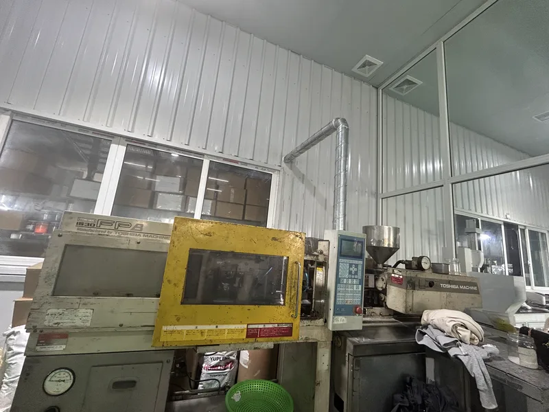 Mini injection moulding